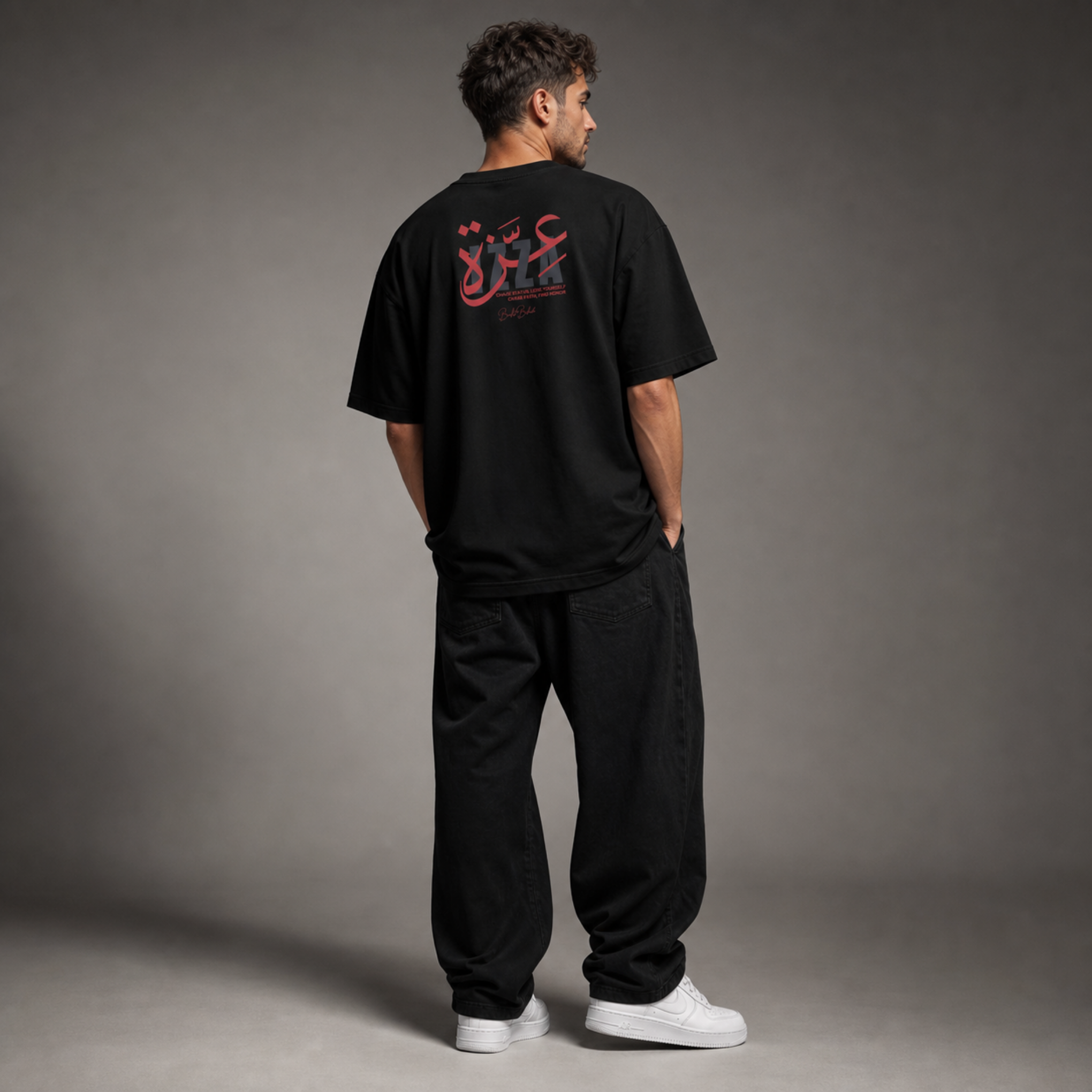 Izza x Honor Oversized Baumwolle T Shirt