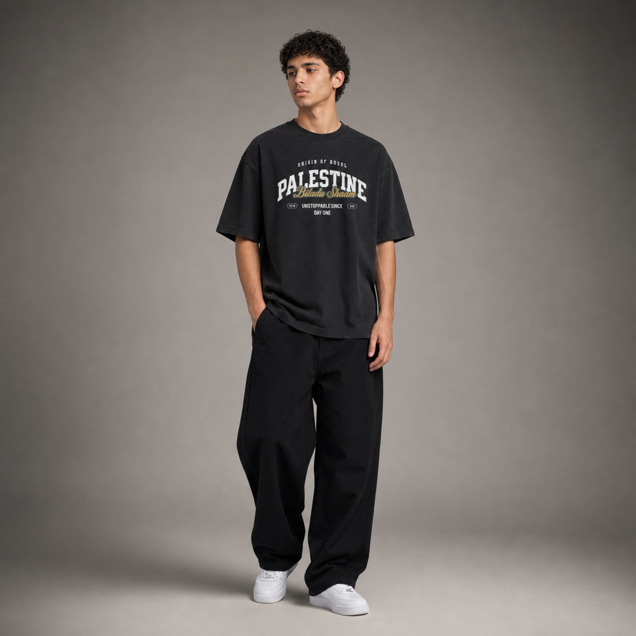 Origin of Rusul x Shaam Oversized Baumwolle T Shirt